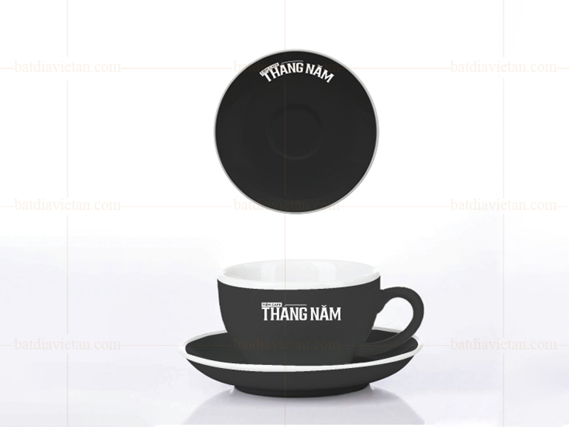 In logo lên cốc uống trà, cafe